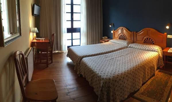 Apartamentos Cuevas Del Mar Nueva De Llanes Ngoại thất bức ảnh
